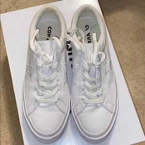 Converse One Star white shoes / sneakers